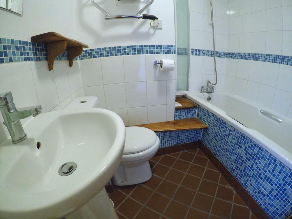יונה St Columba Hotel מראה חיצוני תמונה